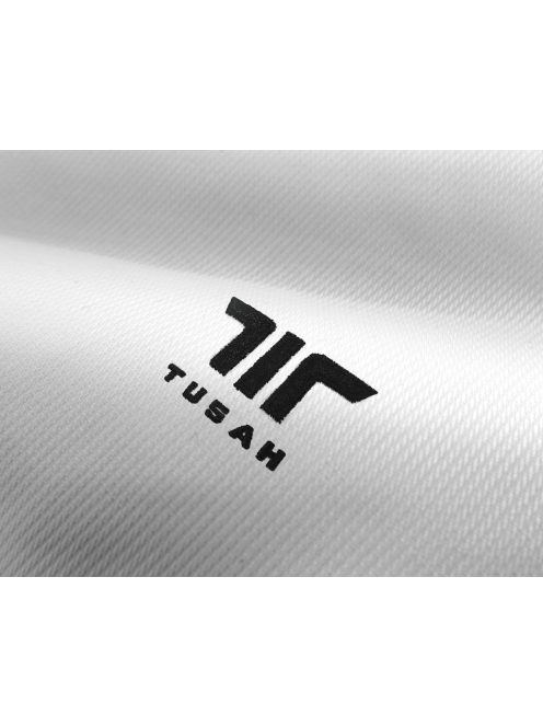 TUSAH Classic Starter taekwondo ruha - Poom fekete-piros galléros